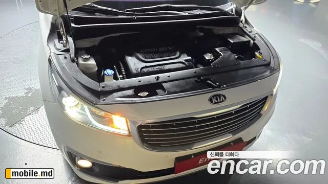 2018 Kia Canival — photo 6