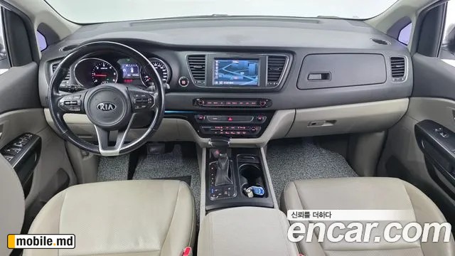 2018 Kia Canival — photo 7