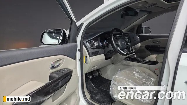 2019 Kia Canival — photo 10