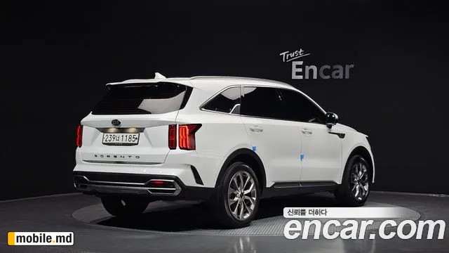 2021 Kia Sorento — photo 2