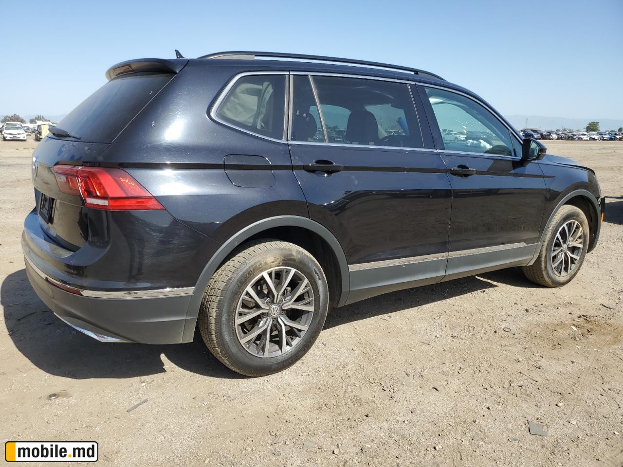2020 Volkswagen Tiguan — photo 3