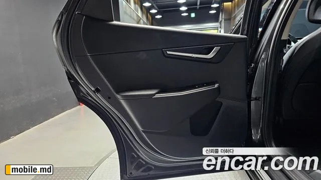 2022 Kia EV6 — photo 25