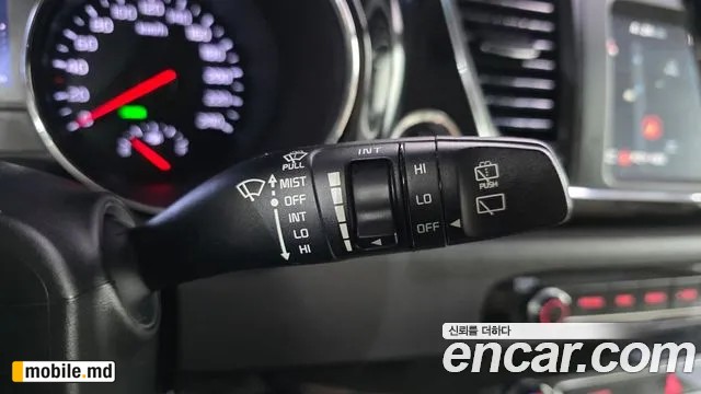 2017 Kia Canival — photo 37