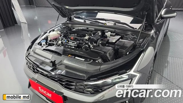 2025 Kia K5 — photo 6