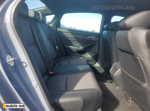 2022 Honda Accord — photo 10