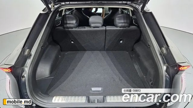 2023 Kia EV6 — photo 33