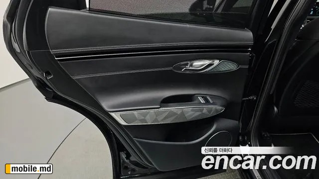 2022 Genesis GV70 — photo 26