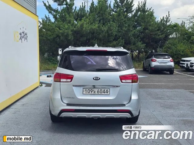 2018 Kia Canival — photo 4