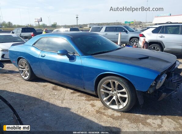 2020 Dodge Challenger — photo 14