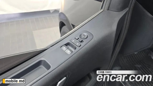 2022 Hyundai Staria — photo 29