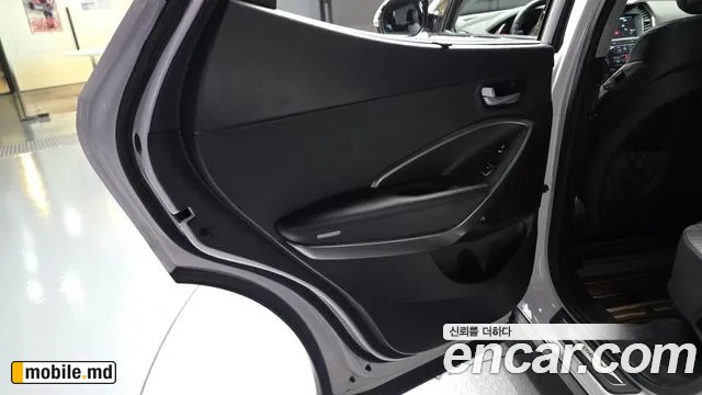 2016 Hyundai Santafe — photo 25