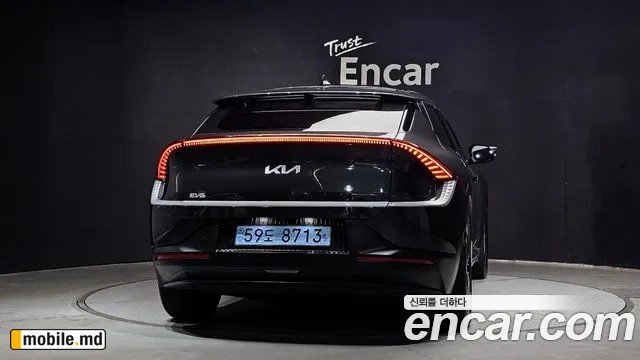 2022 Kia EV6 — photo 4