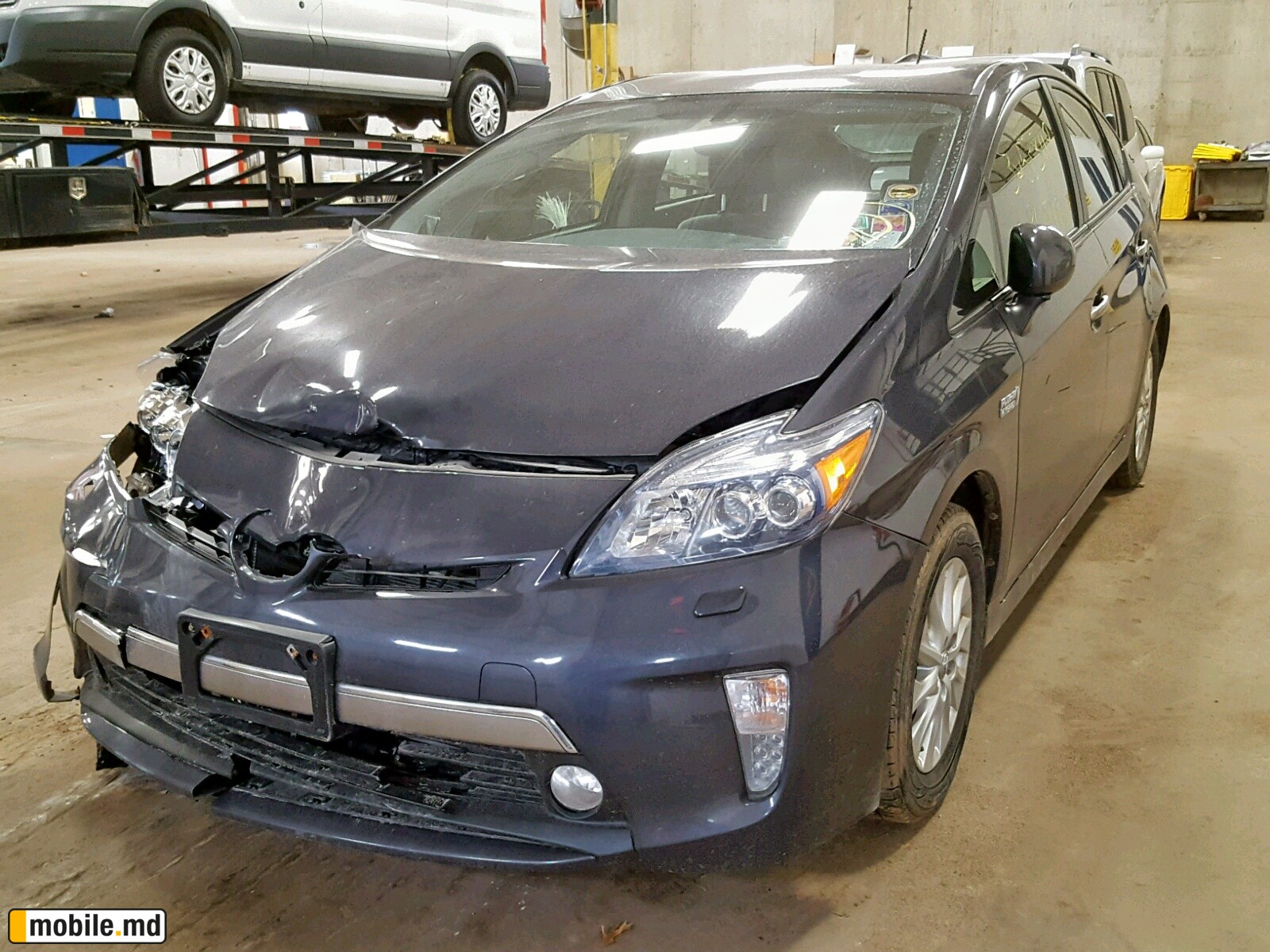 2012 Toyota Ist — photo 2