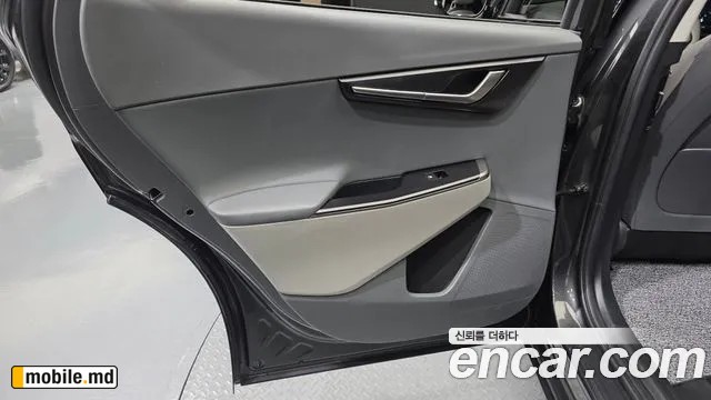 2025 Kia EV6 — photo 25