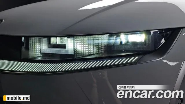 2025 Hyundai IONIQ — photo 22