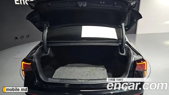 2025 Kia K5 — photo 27