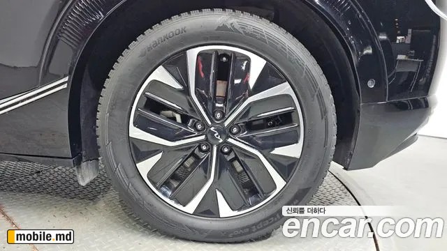 2023 Kia EV6 — photo 21