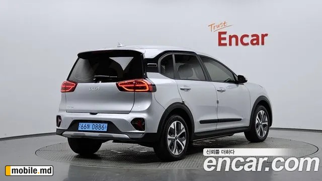2024 Kia Niro — photo 2