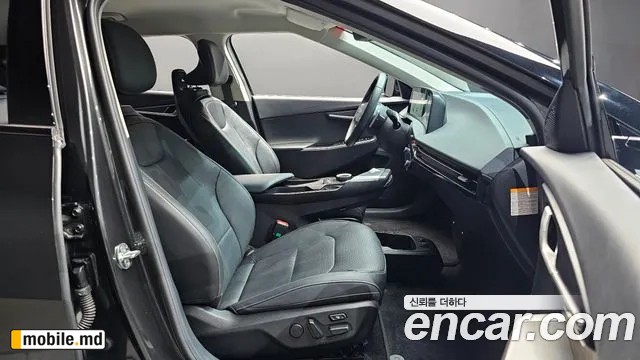 2022 Kia EV6 — photo 26