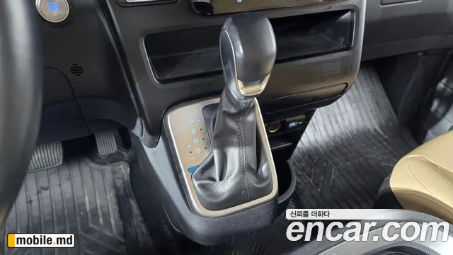 2022 Hyundai Staria — photo 9