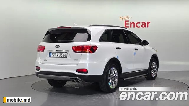 2018 Kia Sorento — photo 2
