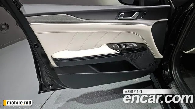 2025 Kia K5 — photo 24