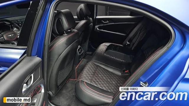 2025 Genesis G70 — photo 26