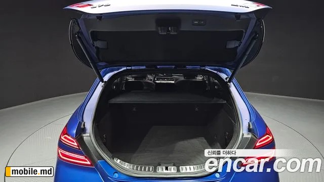 2025 Genesis G70 — photo 20
