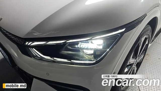 2023 Kia EV6 — photo 22
