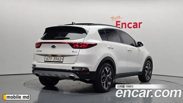 2019 Kia Sportage — photo 2