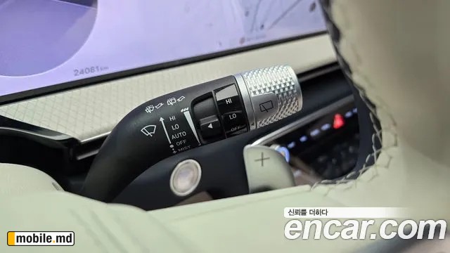 2025 Genesis GV80 — photo 16