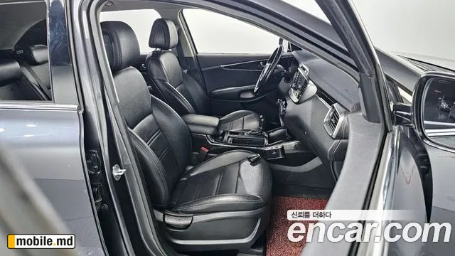 2016 Kia Sorento — photo 12