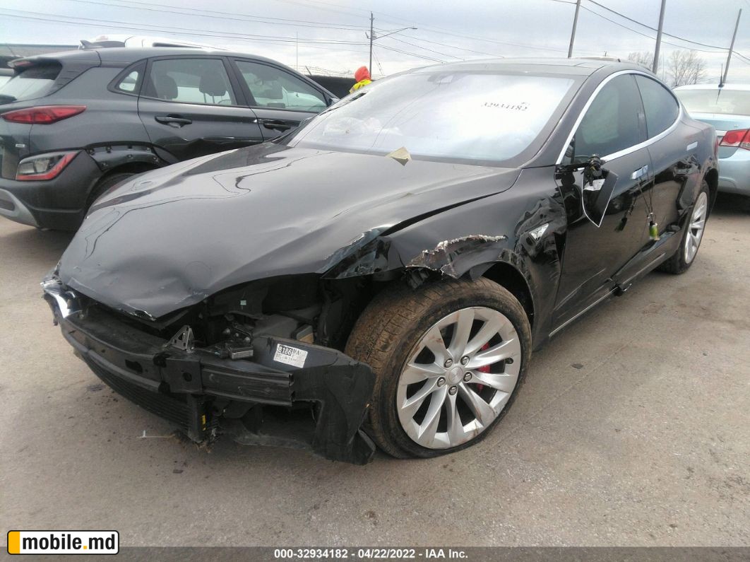 2016 Tesla Model S — photo 6