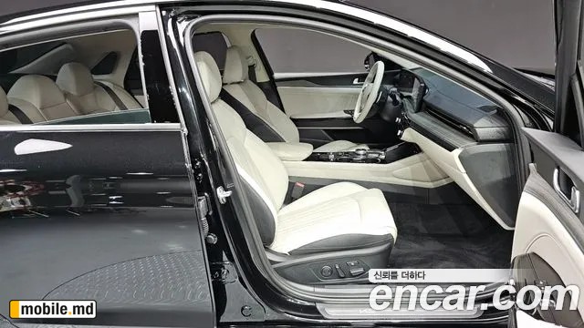 2025 Kia K5 — photo 26