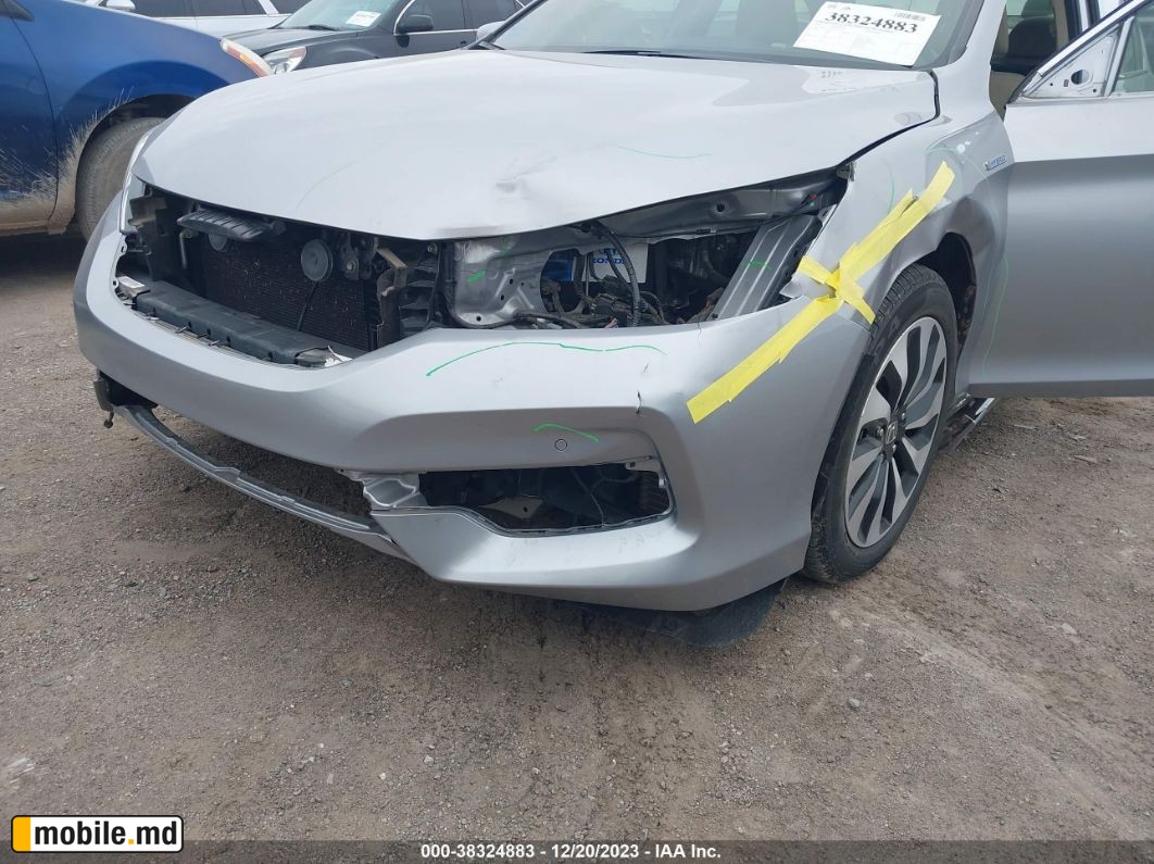 2017 Honda Accord — photo 6