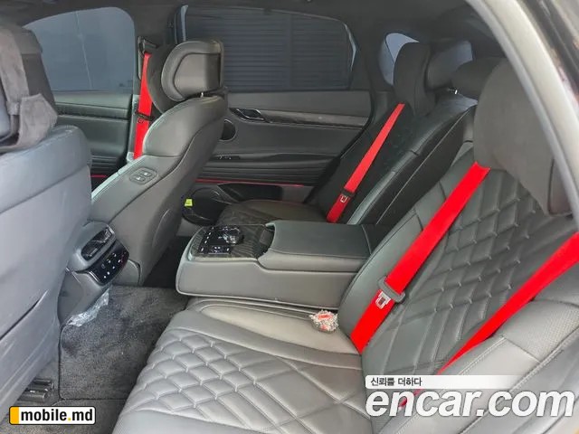 2027 Genesis G80 — photo 15