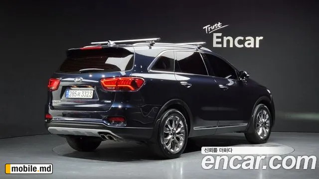 2019 Kia Sorento — photo 2
